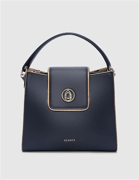 Luxury Lab-Grown Diamond Jewellery, Leather Bags & Fragrances | Sennes