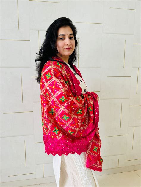 Phulkari Dupattas – Phulari