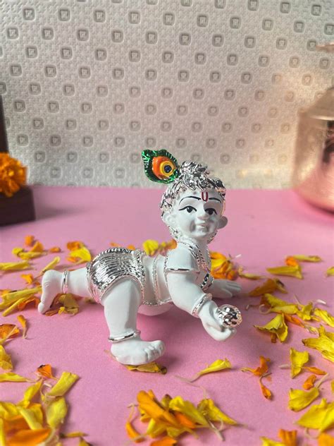 Buy Small Krishna Idol in white for Pooja & Gifting | Wemy
