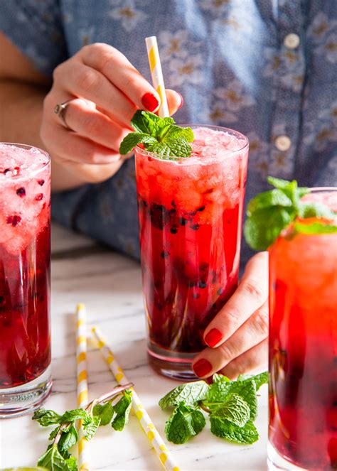 46 Best Mocktail Recipes - Non-Alcoholic Mixed Drinks Ideas