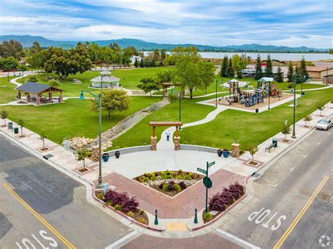 Woodlake, CA City Guide | About Living in Woodlake - Homes.com