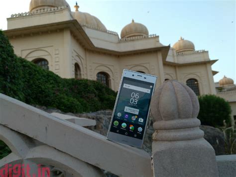 Sony Xperia XZ with 23 MP camera, Snapdragon 820, Qnovo adaptive ...