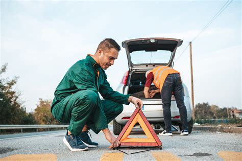 Your Guide to Roadside Assistance: Costs, Benefits, and Services ...