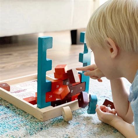 Don't Dump Dumpty Game – Show of Hands