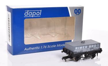 4F-032-001 Dapol OO Gauge Rectangular Tank Rimer Bros (Pre-Owned)