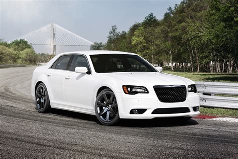 CHRYSLER 300 SRT8 - 2011, 2012, 2013, 2014, 2015, 2016, 2017 - autoevolution