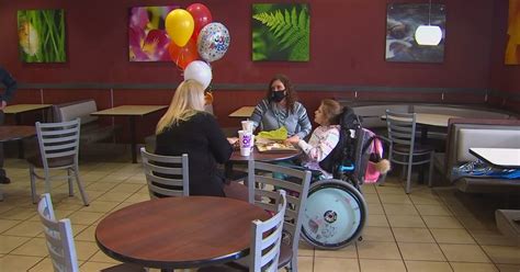 Non-verbal Minnesota girl uses technology to order food for first time ...