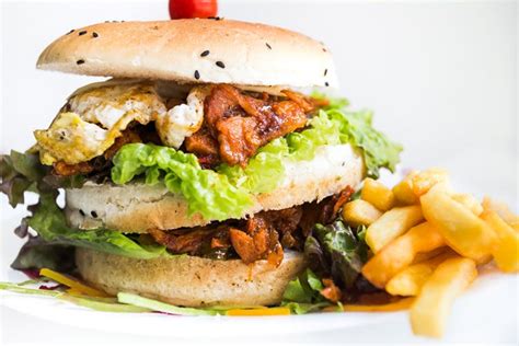 Want to have six delicious items for breakfast in just INR