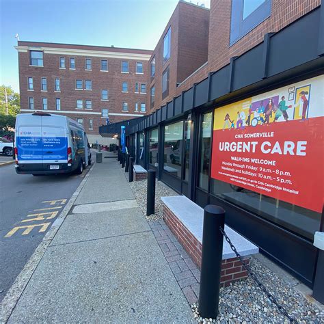 'Laura's Law' is adopted to help patients in crisis, though emergency ...