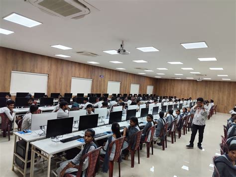 NAAC A++ | KBN College Vijayawada | BCA, BSc AI, BCom, BBA | 500+ Job ...