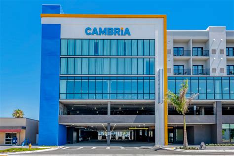 Cambria Beach Hotels