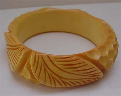 Hand Carved Resin Bangles Manufacturer, Supplier from Sambhal