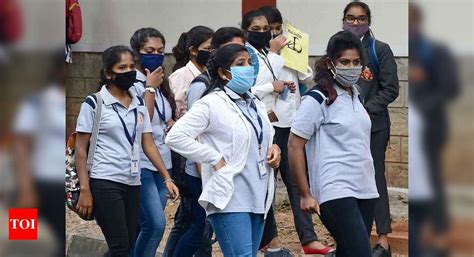 Revised CBSE syllabus is swaying between boon and bane - Times of India