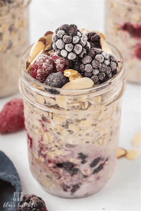 Easy Overnight Oats With Frozen Fruit Recipe - Blues Best Life