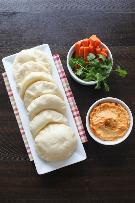 Homemade Pita Bread and Spicy Hummus — COOKING WITH THE PAN