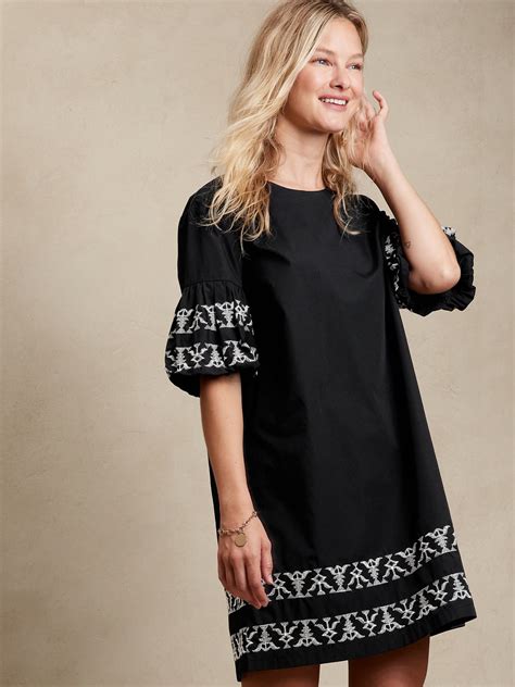 Banana Republic Employee Dress Code at Anna Octoman blog