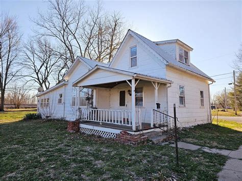 114 Freemont St, Brunswick, MO 65236 | Homes.com