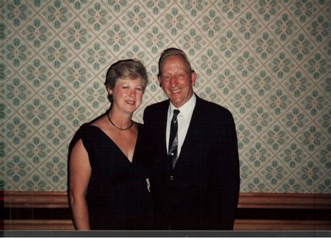 Vivian Juanice Burns Youngberg (1931-2014): homenaje de Find a Grave