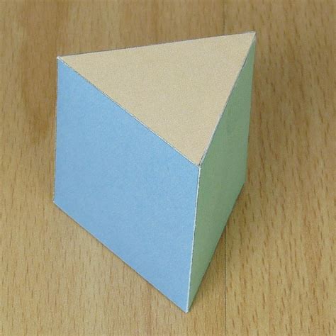 Triangular Prism 的图像结果