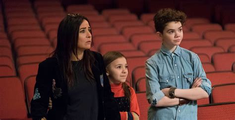 Olivia Edward - Actress