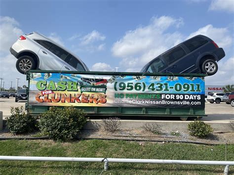 THE BROWNSVILLE OBSERVER : CHARLIE CLARK GOES CREATIVE!