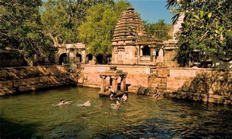 7 Historical Sites in Karnataka, History of Karnataka