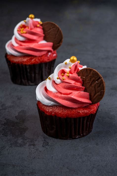 Order Online Special Raspberry Lamington | Bengaluru | Cakes – Anthara