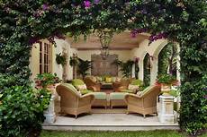 Outdoor Tropical Decor by Outdoor Entertaining Garden Makeover Tips To Wow Outdoor Tropical Decor