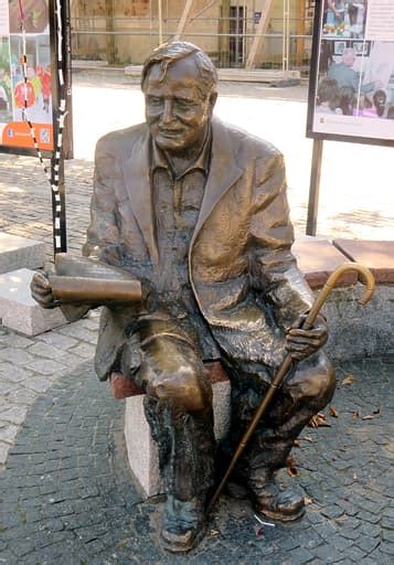 Wacław Milke by Wojciech Gryniewicz - Toronto Sculpture