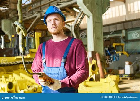 The Machine Operator Just Watching Another Machine Operator Working 的图像结果