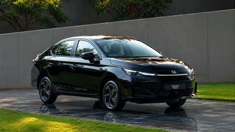 New Honda City Facelift Detailed Review -Everything To Know!
