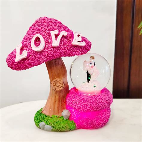 CraftVatika Resin Nature Inspired Romantic Love Couple Showpiece for ...