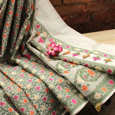 White Pure Kora Silk Handloom Banarasi Saree - Tilfi