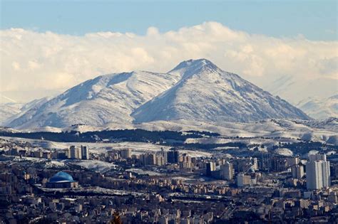 Iranian female skier cuts icy path to Beijing Olympics