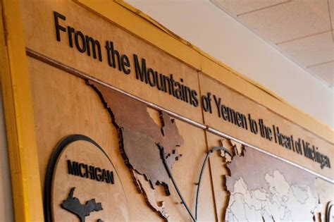 Family-founded Yemeni coffee shop in Kalamazoo honors parents’ American ...