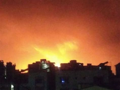 Suratis who woke up at 3 o'clock at night said, windows shattered like ...