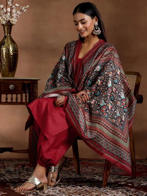 Buy Latest Cotton Suits for Women Online in India | Libas