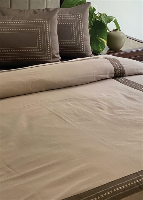 Get Star Embroidered Khaki & Beige Duvet Set at ₹ 9499 | LBB Shop