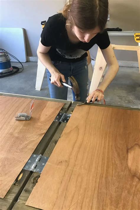 How to Make a Chalkboard Sign Using a Frame 的图像结果