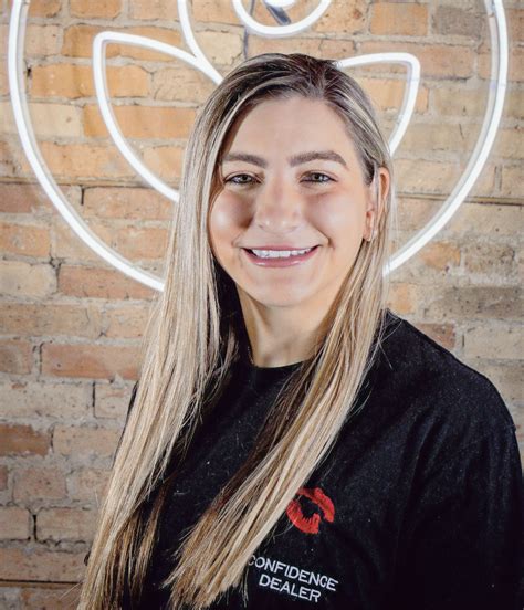 ANGIE REPEL | Confidence Bar