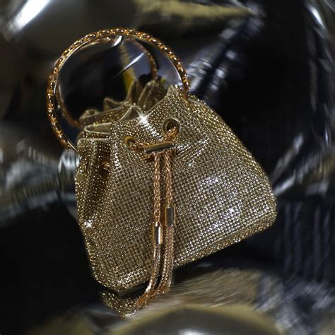 Be Chic - Exclusive Designer Clutches