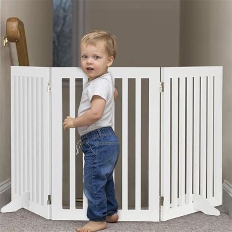 Dexter Enterprises Safety Pet Gate for Dogs Free-Standing & Foldable ...