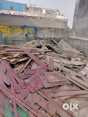 Scrap plywood - Other Household Items - 1829762212