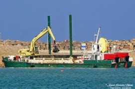 Titan Cuatro - Grab dredgers - Equipment | Dredging Database