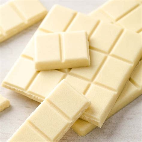White Chocolate Bar With Nuts