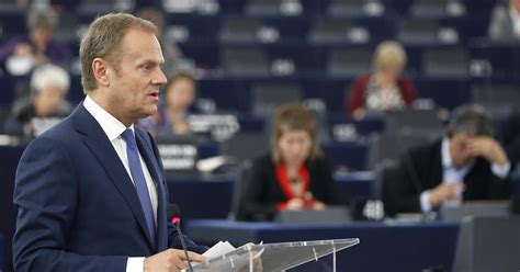 Refugee crisis: European Union agrees on closed migrant centres to ...