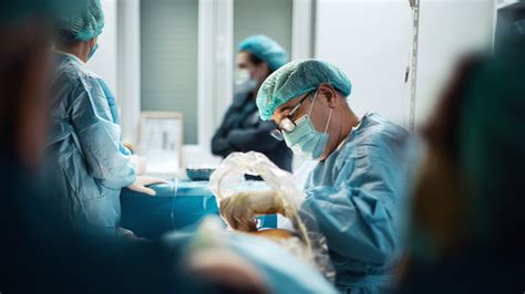 Femoral Popliteal Bypass Surgery | Penn Medicine