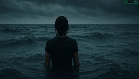 Thalassophobia: Fear of the Ocean & Mental Health Explained