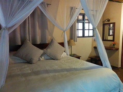 GRANITE PARK LODGES (Bulawayo) - Lodge Reviews, Photos, Rate Comparison ...