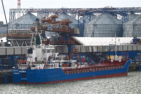 hafen-hamburg.de | Naomi B